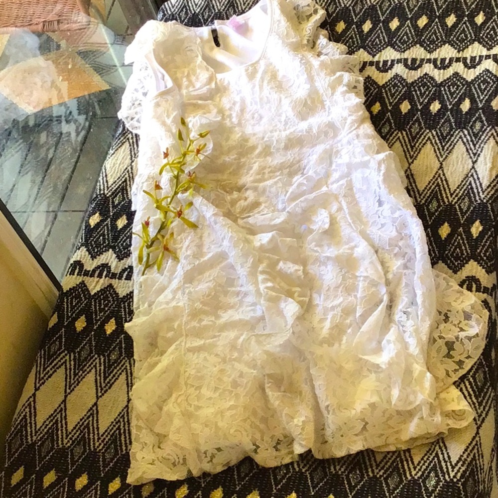 Beautiful White Lace Justice Dress for Special Occasions size 16 stretch!